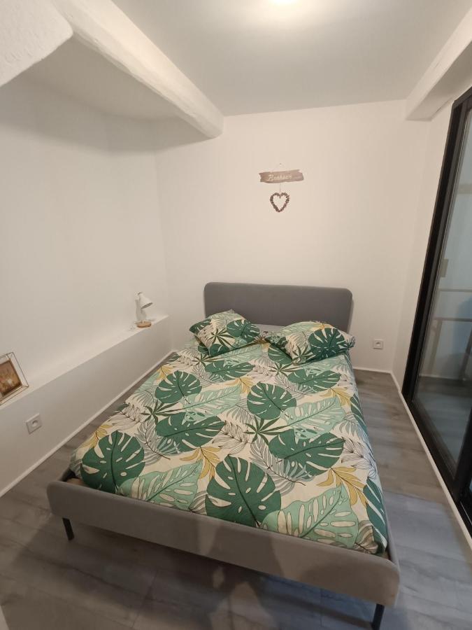 Au Centre De Frejus Charmant Appartement Екстер'єр фото